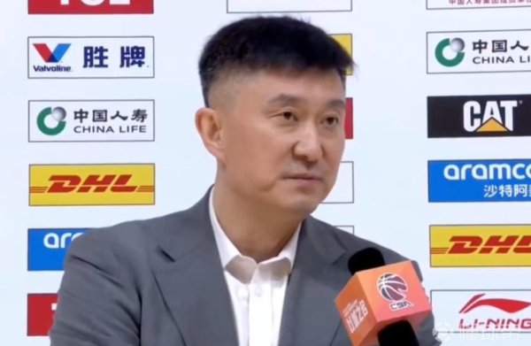 BETWAY 杜锋：年轻球队对比赛过于简单化，起伏属正常现象