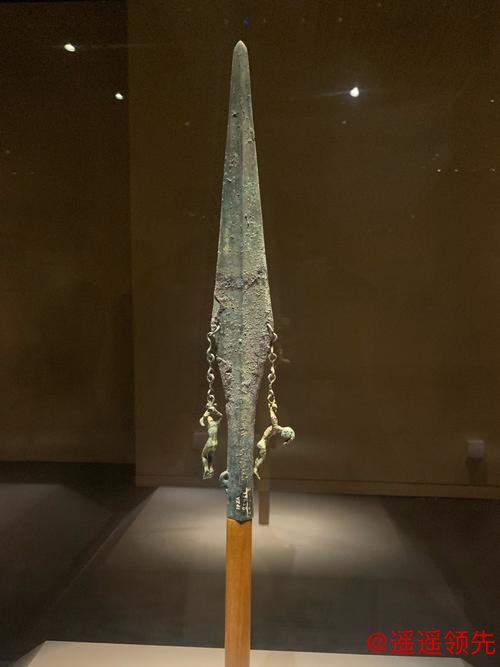 中国古代有哪些奇形怪状的兵器？